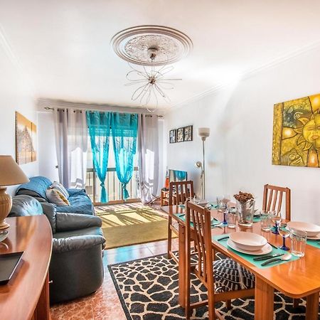Апартаменты Enjoy Lisbon Cascais Sintra 1200 Metres To Metro Blue Line Sintra Rail Line Free Parking Амадора Экстерьер фото